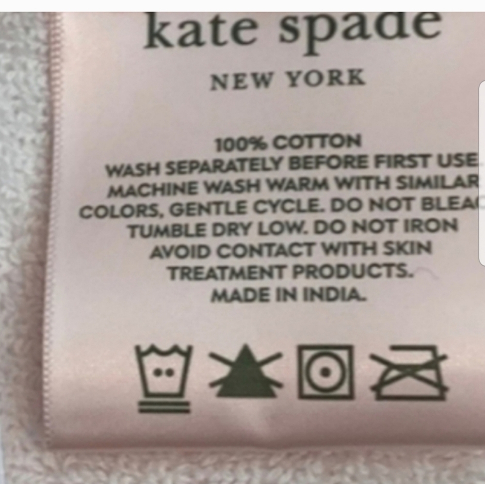 Kate Spade Luxuriously Oversized Beach Towel - Picture 4 of 7